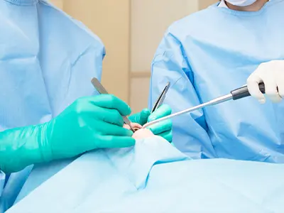 名古屋で安心のインプラント治療を実績のある口腔外科医が行います